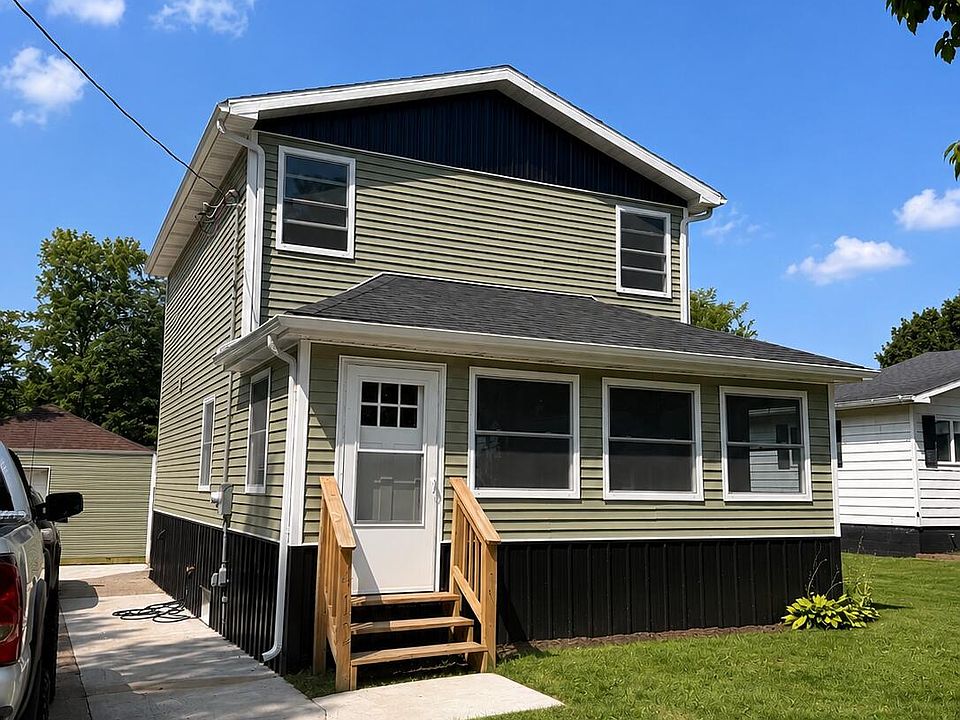 1st image of 412 4th Ave