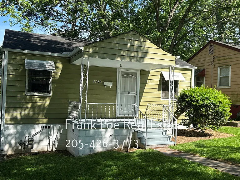 5405 Avenue J — Photo 2
