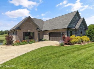 320 Augusta Ln, Lenoir City, TN 37772