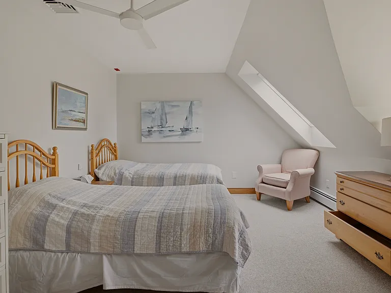 158 Narragansett Ave #U — Photo 17