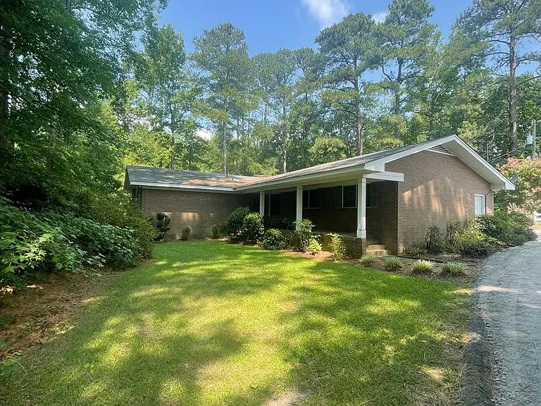 2902 Tramway Rd — Photo 1
