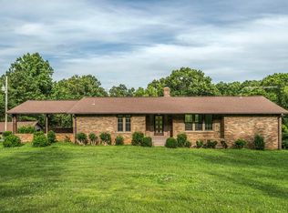 9578 Byrd Rd, Bon Aqua, TN 37025