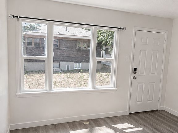 5th image of 163 E Commonwealth Ave APT 4