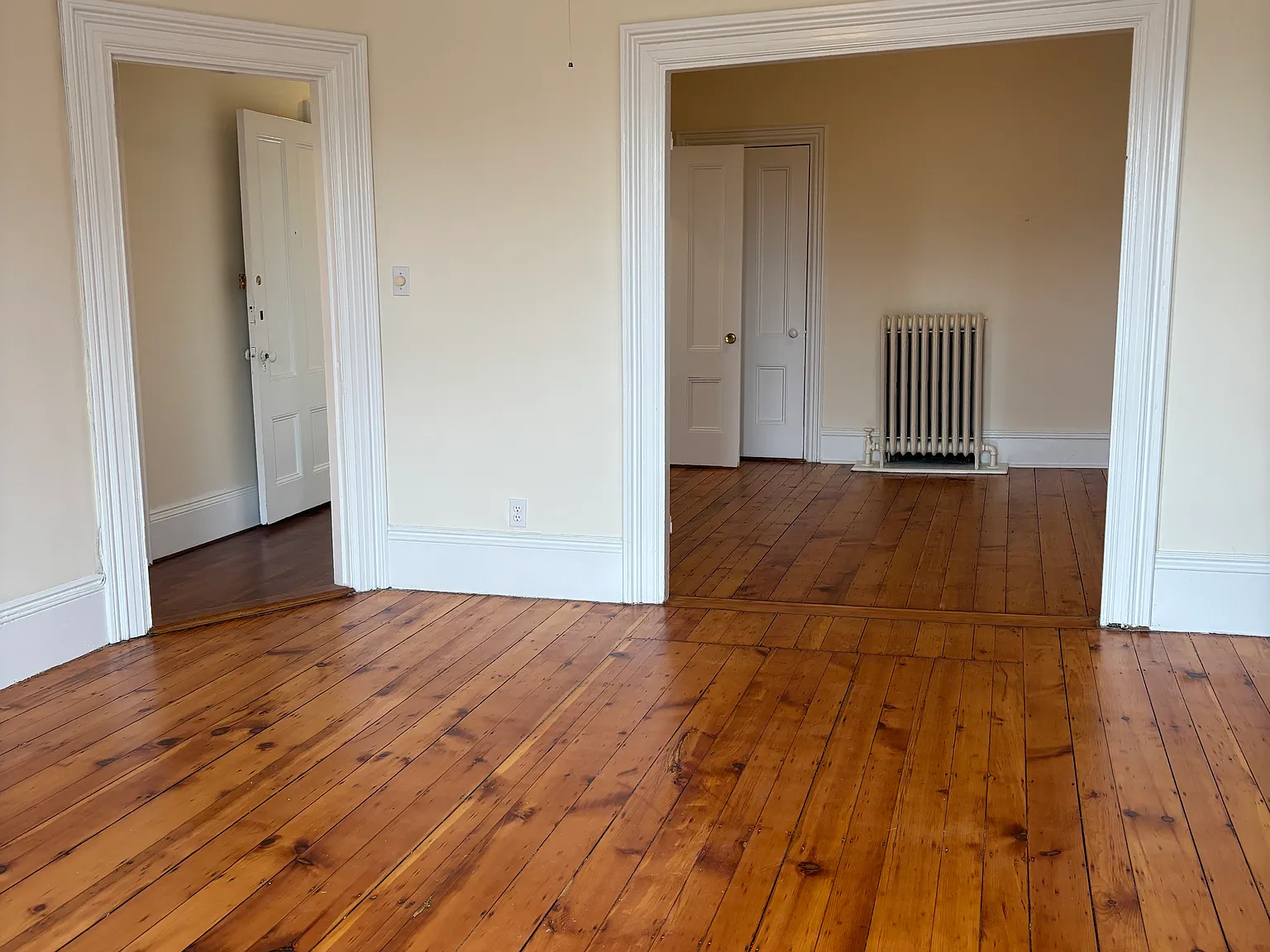 2 bed, 1200 sqft, $3,600 — Photo 4