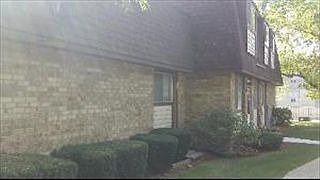 1st image of 2648 Woodview Ct