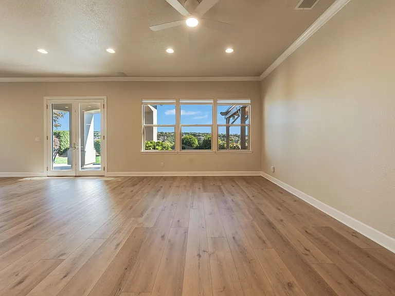 5035 Tesoro Way — Photo 15