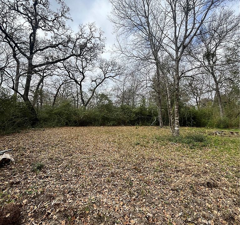 1st image of 2709 Teakwood Ct