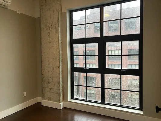 Rented by MySpaceNYC | media 29