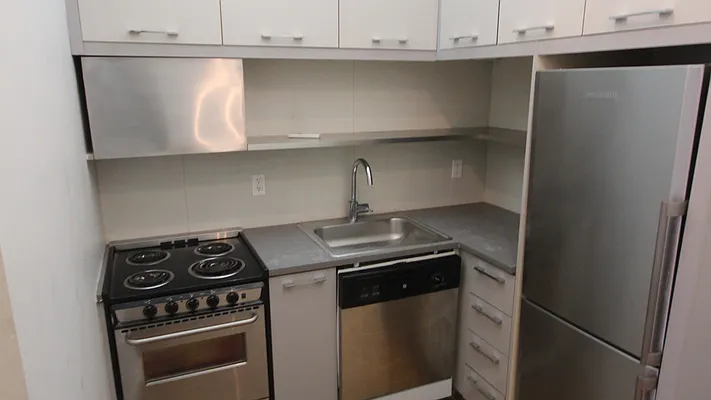 Rented by Nooklyn NYC LLC | media 22