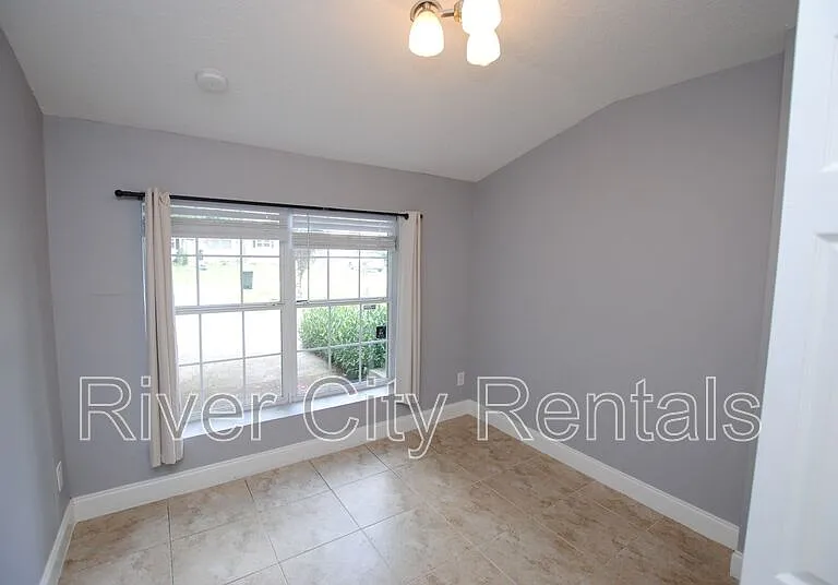 4611 Blount Ave — Photo 13