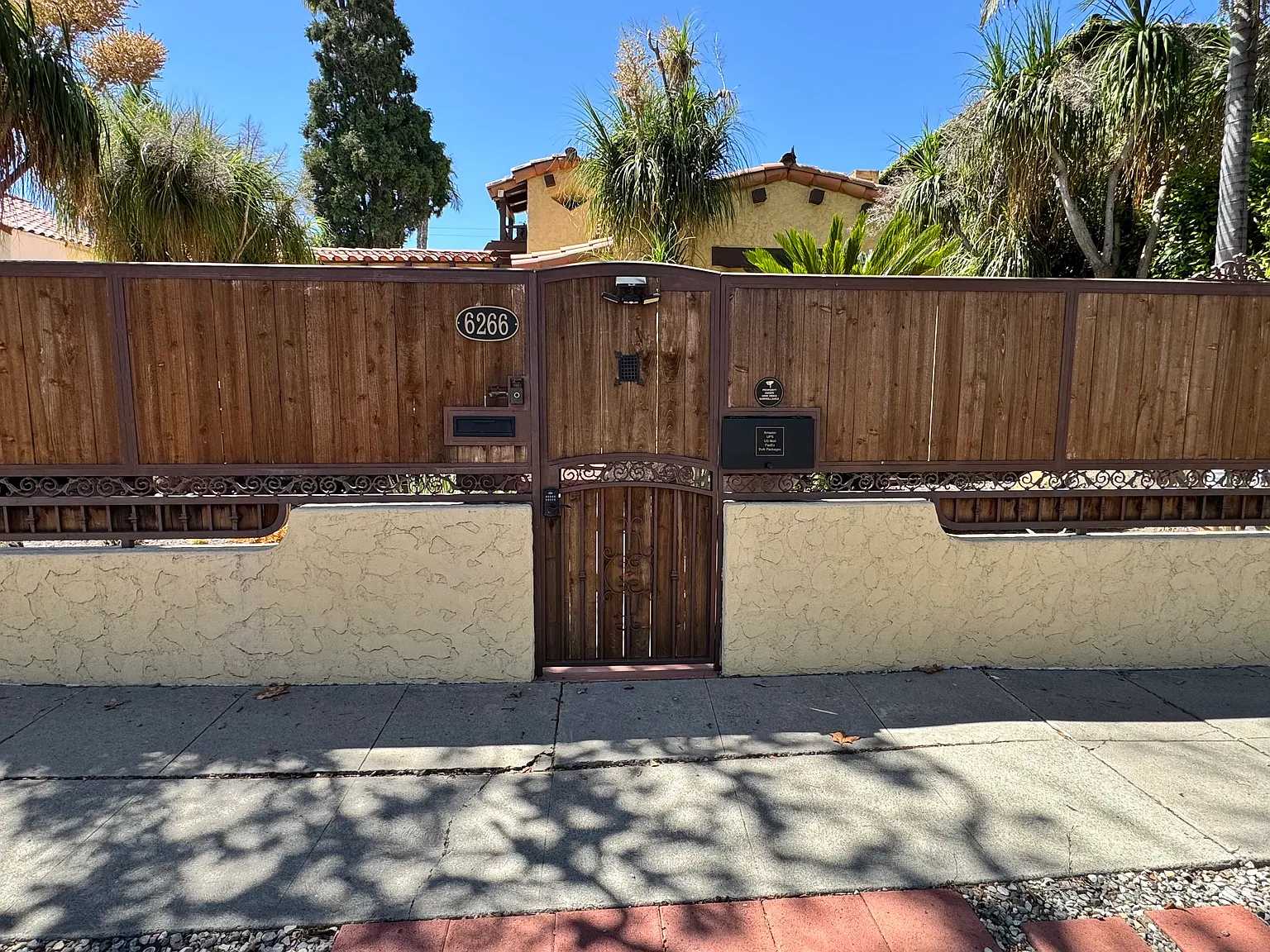 6266 Drexel Ave — Photo 2