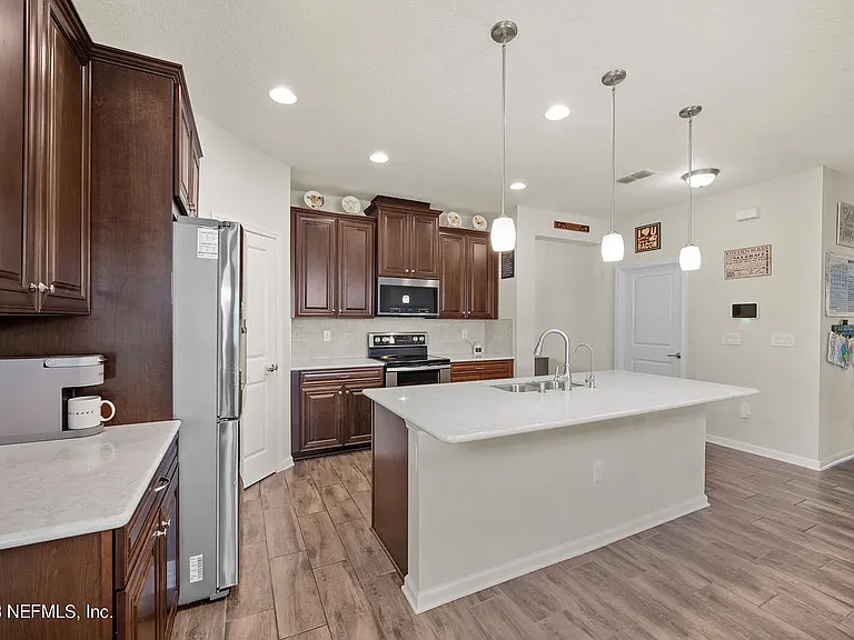 477 Convex Ln — Photo 42