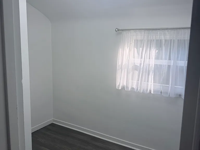 125 Longvue Dr #B — Photo 11