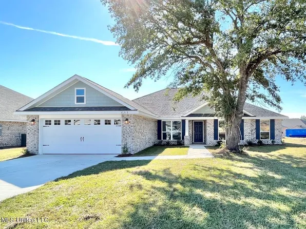 6213 Diamond Ln, Biloxi, MS 39532
