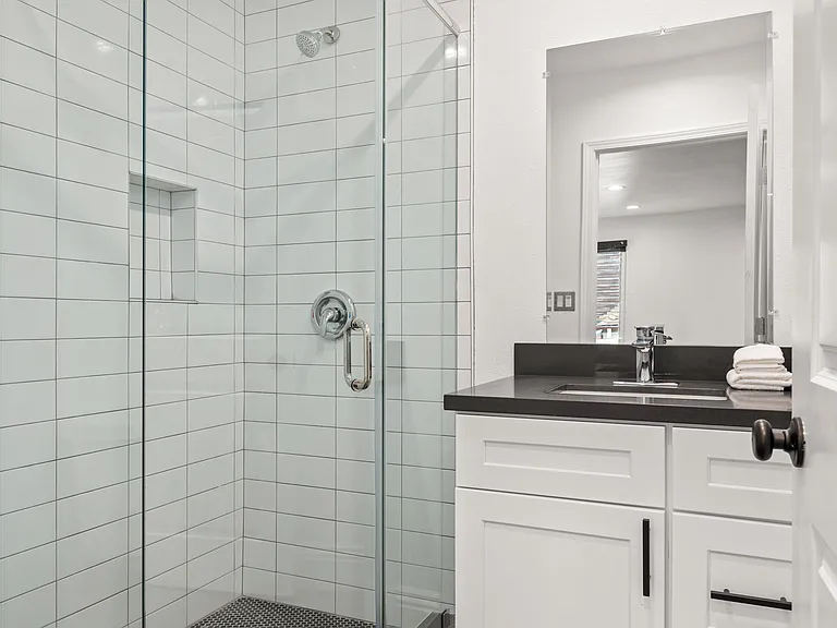 1515 Selby Avenue — Photo 14