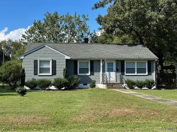 407 Huger Dr, Sandston, VA 23150