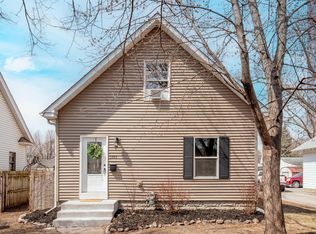 3945 Perry Ave N, Robbinsdale, MN 55422