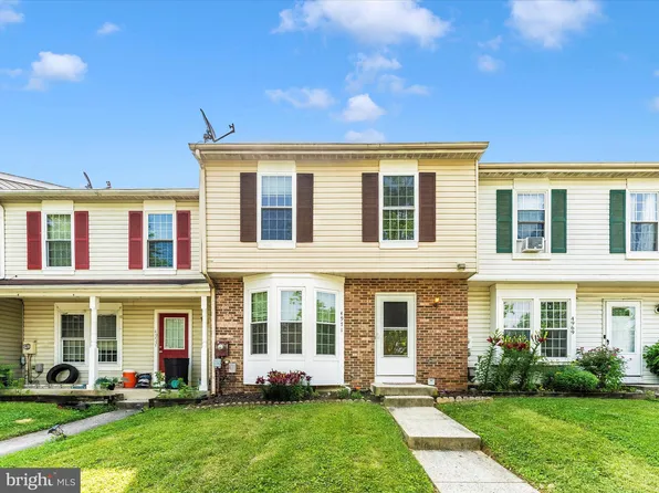 4971 Pintail Ct, Frederick, MD 21703