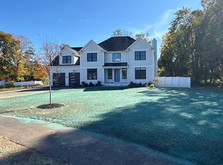 3 Earle Stewart Ln #3, Wrentham, MA 02093