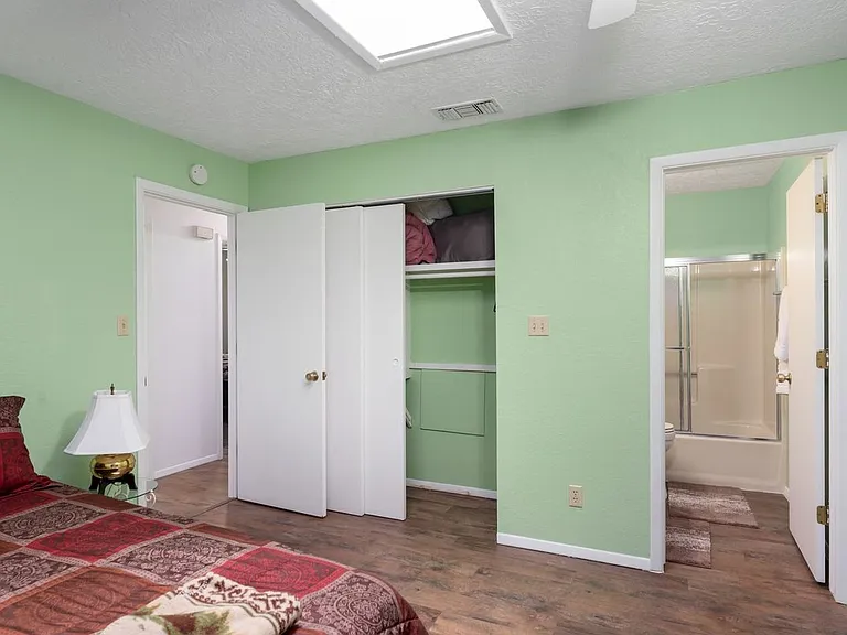 107 Niblic Ct — Photo 20