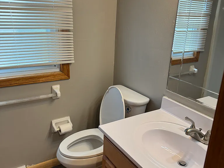 4912 Wellington Ave — Photo 12
