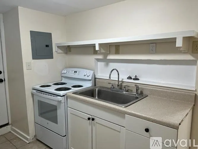1 bed, 1.0 bath, 700 sqft, $700 — Photo 3