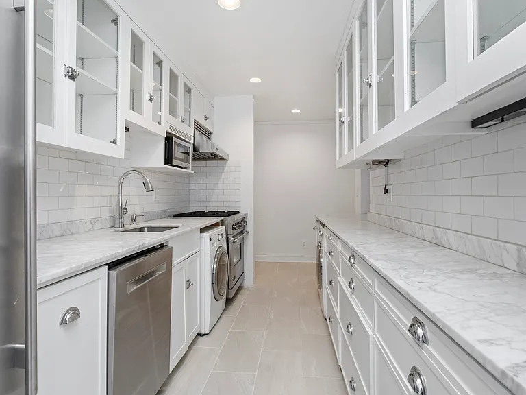 1235 Park Ave #2A — Photo 3