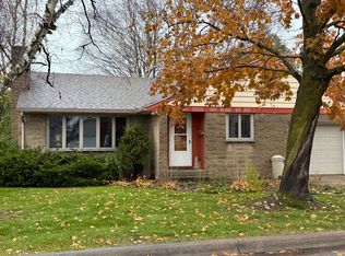 605 Newton Ave, Sault Sainte Marie, MI 49783