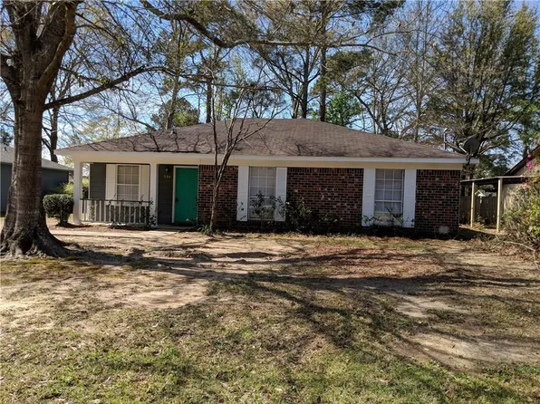 794 Royal Woods Dr W, Mobile, AL 36608