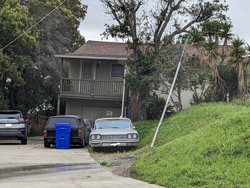 1st image of 20759 Marion St