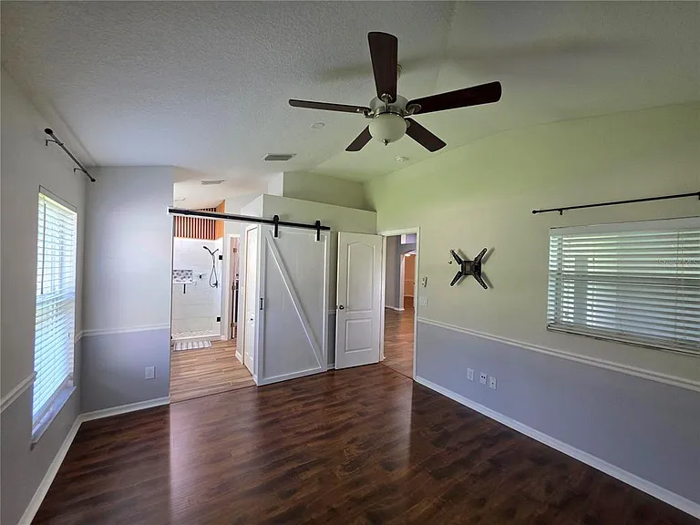 806 Lesa Glen Pl — Photo 7