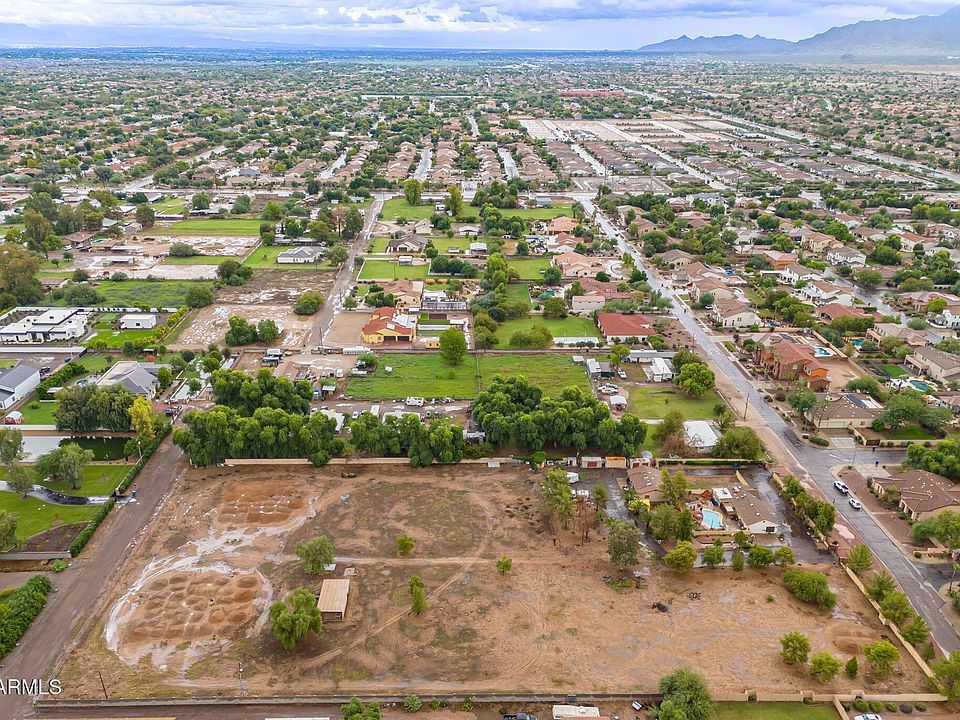 2nd image of 12520 E VICTORIA - Lot 2 Street #1