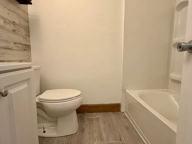 68 Village Dr — Photo 16