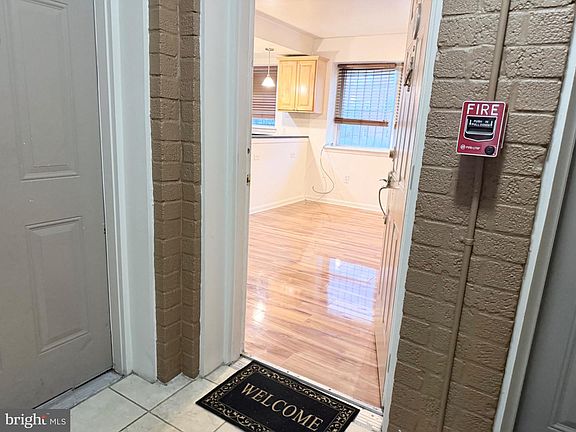 4th image of 1310 Congress St SE APT 204
