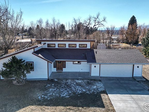 2nd image of 504 Chestnut Dr