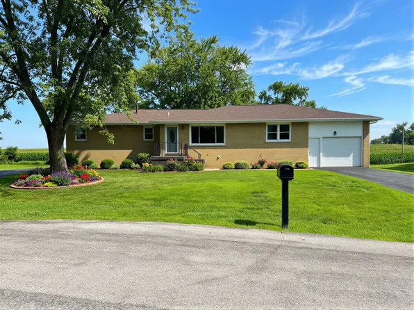2886 S Southbrook Dr, Kankakee, IL 60901