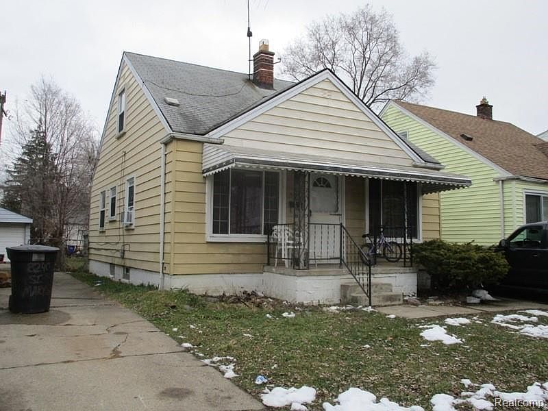 2nd image of 6450 Grandville Ave