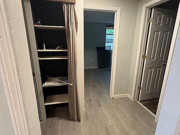 3rd image of 2538 Cleveland Rd