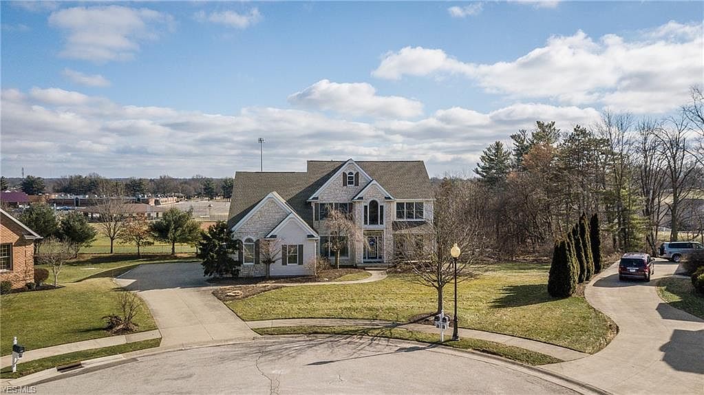 1734 Glenmar Oval SE, North Canton, OH 44709 Zillow