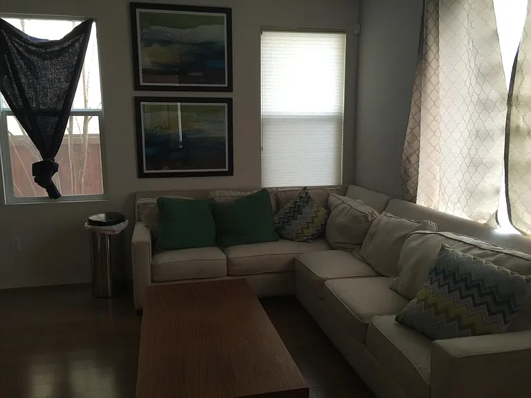 402 Vista Dr — Photo 8