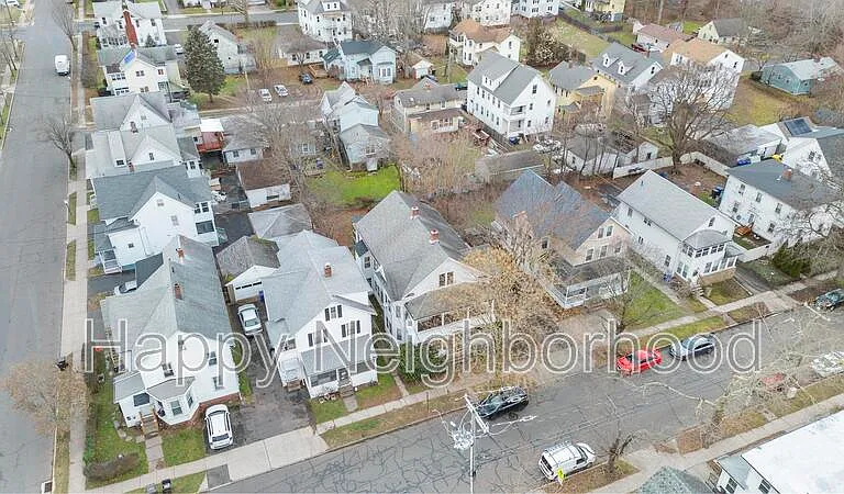 209 Pearl St #2 — Photo 10