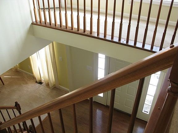 4th image of 10276 Meadowknoll Dr