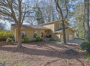 4570 Nantucket Dr SW, Lilburn, GA 30047