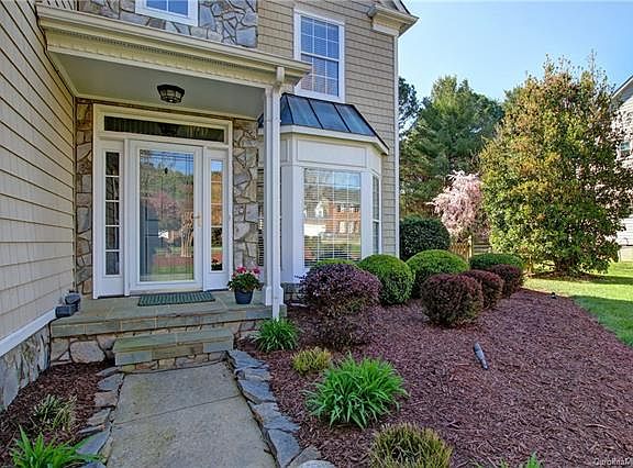 5th image of 120 Monterey Dr