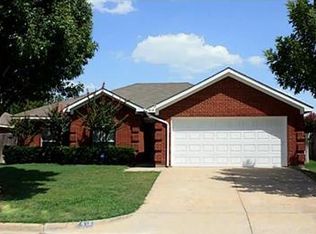 7412 Marsarie Ct, Fort Worth, TX 76137