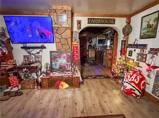 6322 NE Maple Rd, Maysville, MO 64469