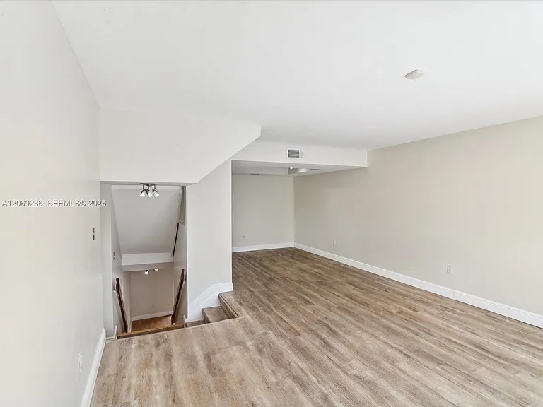 390 NW 86th Pl #201 — Photo 6