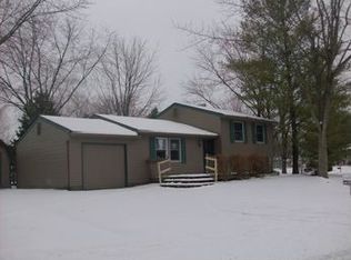 8945 Mariposa Dr, Indianapolis, IN