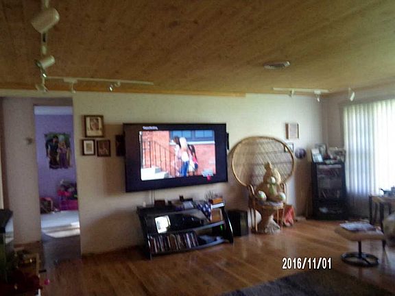 4th image of 1571 Westgate Dr