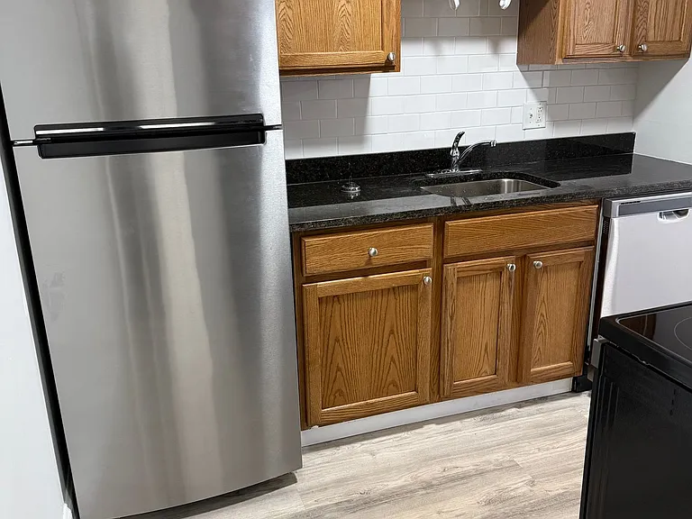 Hilltop Apts LLC — Photo 18
